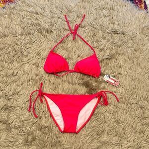 NWT dippin daisy’s bikini size small
